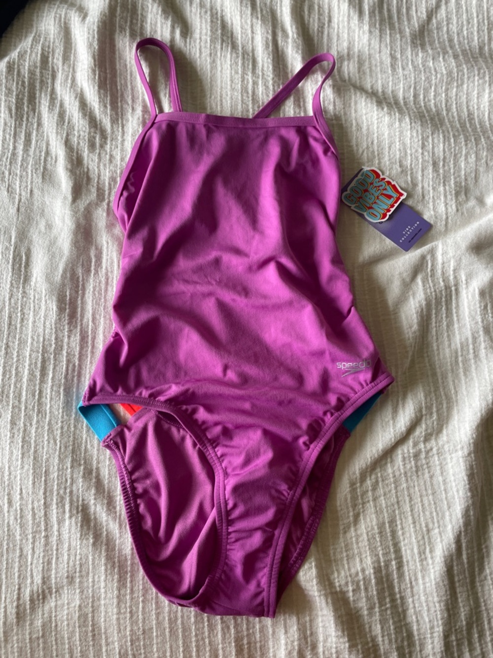 Speedo women’s teen vibe One-Piece Swimsuit vibe collection pink 30